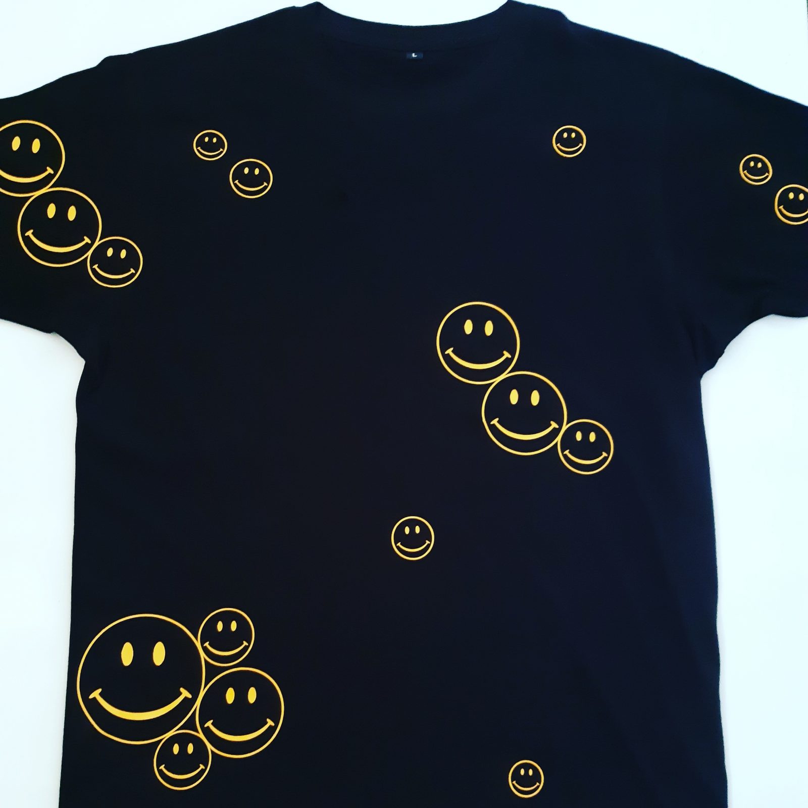 Smiley Acid Face T shirt - Customised - Trash Industries - fashion - trends - Clothing -